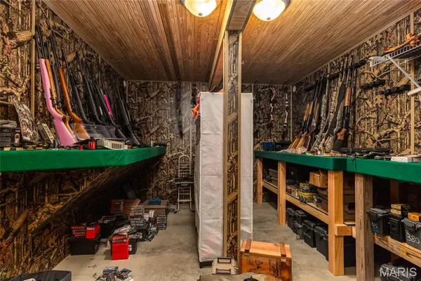 $1,690,000 | 26469 Roam Drive, Waynesville, MO 65583