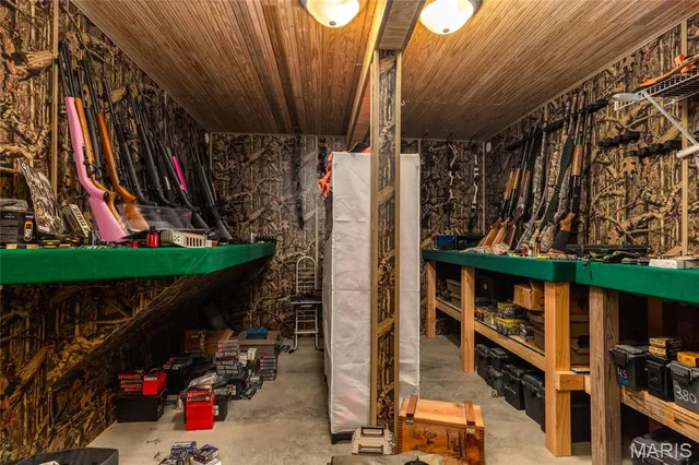 $1,690,000 | 26469 Roam Drive, Waynesville, MO 65583