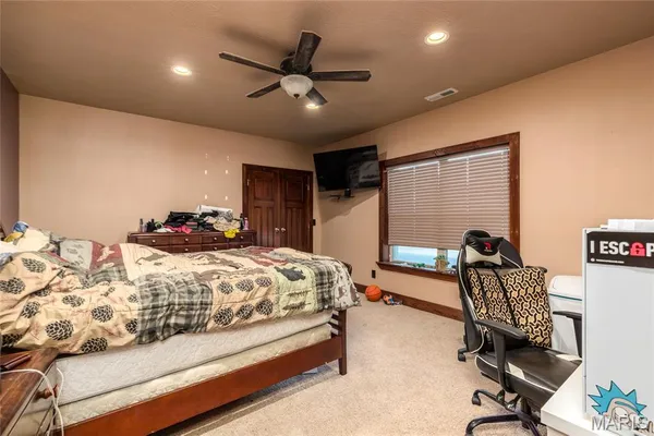 $1,490,000 | 26469 Roam Drive, Waynesville, MO 65583