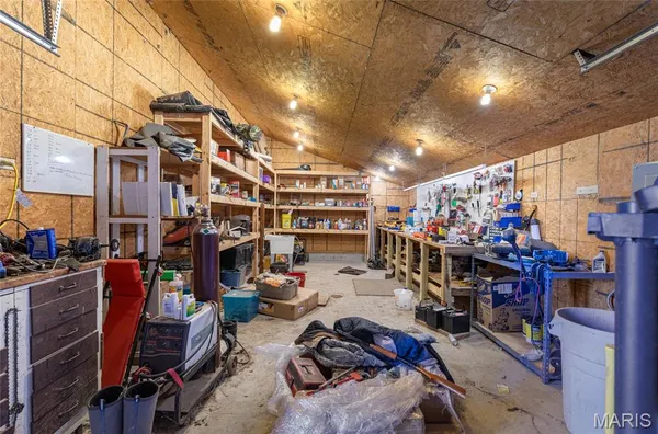 $1,690,000 | 26469 Roam Drive, Waynesville, MO 65583