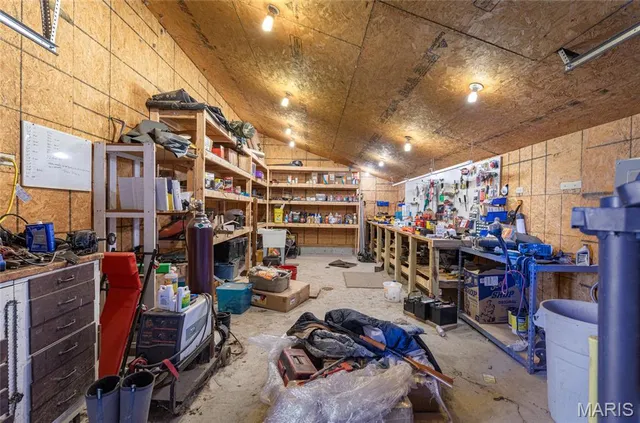 $1,690,000 | 26469 Roam Drive, Waynesville, MO 65583