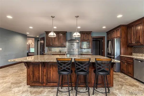 $1,690,000 | 26469 Roam Drive, Waynesville, MO 65583