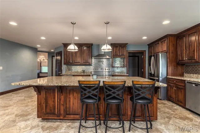 $1,690,000 | 26469 Roam Drive, Waynesville, MO 65583