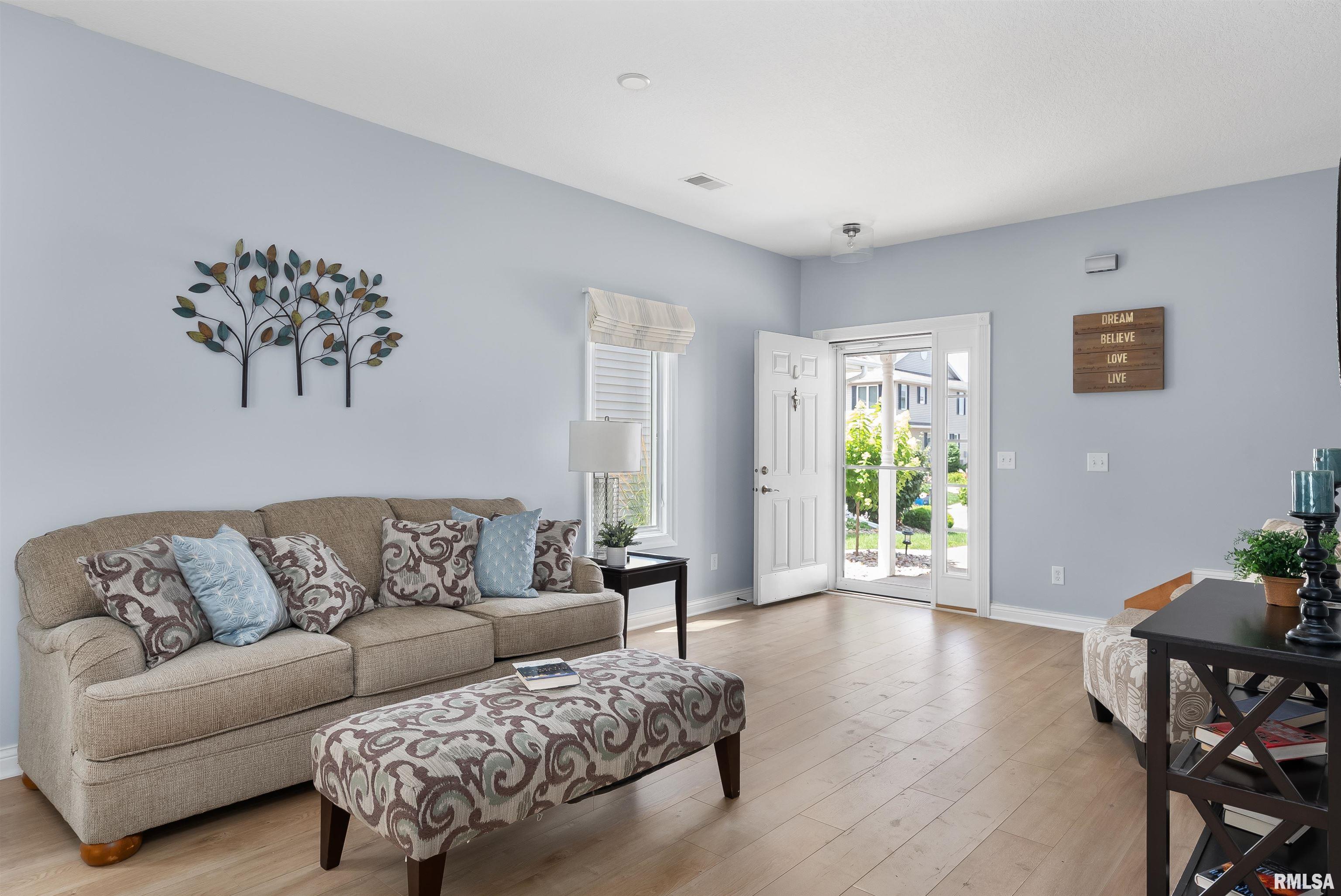 32 Villa Drive Hampton, IL 61256 - Photo 4 of 32