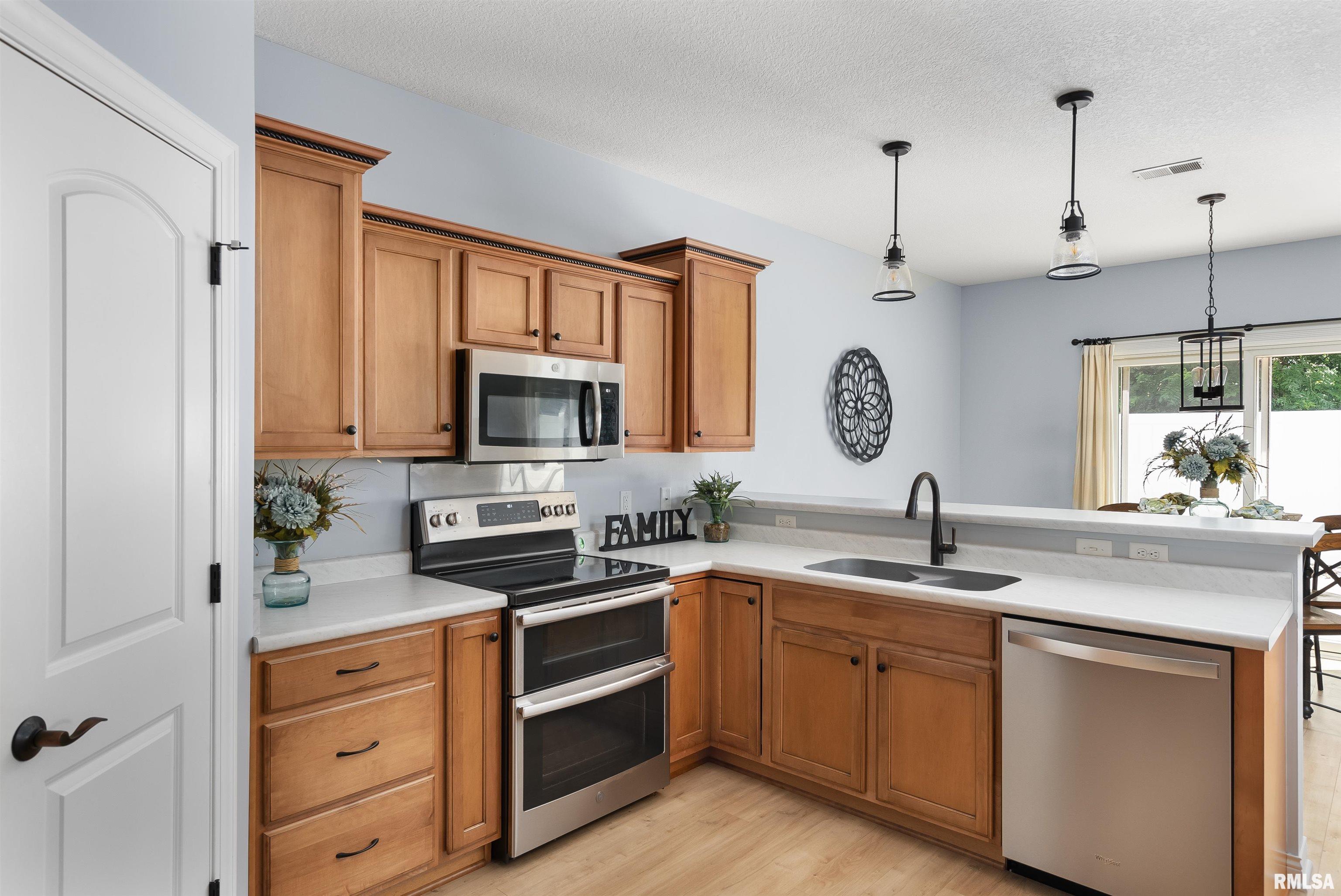 32 Villa Drive Hampton, IL 61256 - Photo 10 of 32