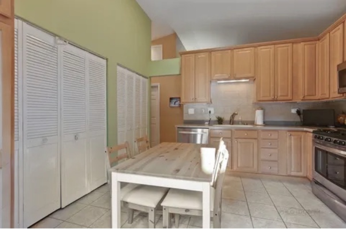 118 Bedford Road Mundelein, IL 60060 - Photo 8 of 14