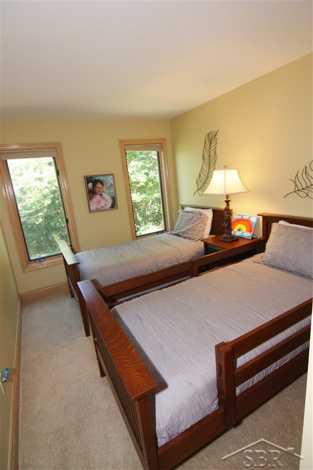 2201 Chestnut Ridge Saginaw, MI 48609 - Photo 19 of 54 50036895-21.JPG