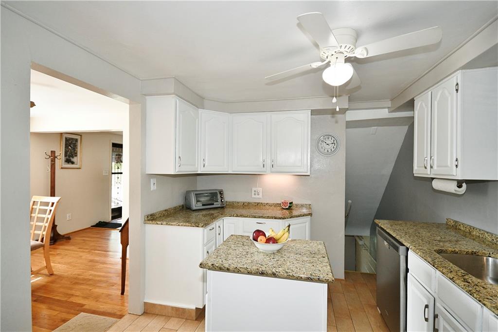 4374 Homestead Duquesne Road Homestead, PA 15120 - Photo 11 of 37