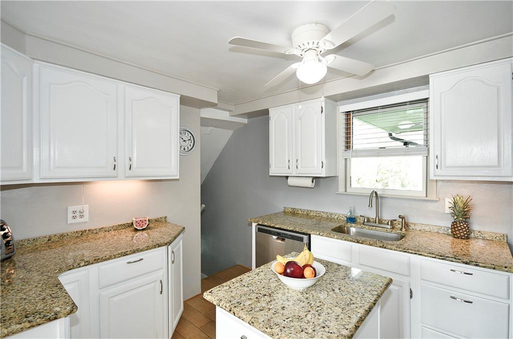 4374 Homestead Duquesne Road Homestead, PA 15120 - Photo 13 of 37