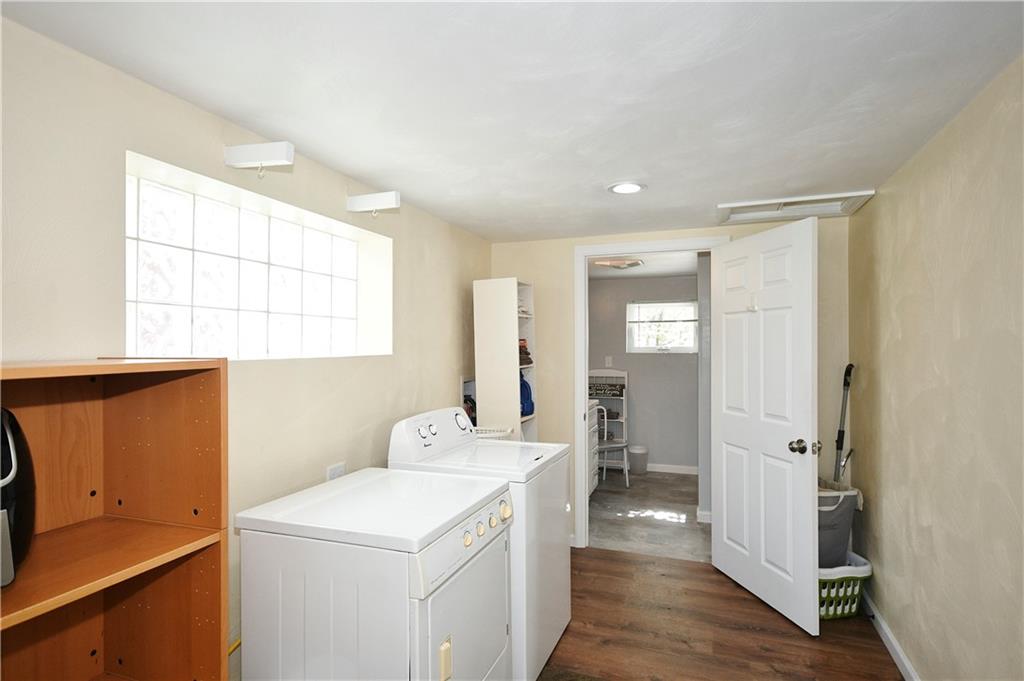 4374 Homestead Duquesne Road Homestead, PA 15120 - Photo 16 of 37