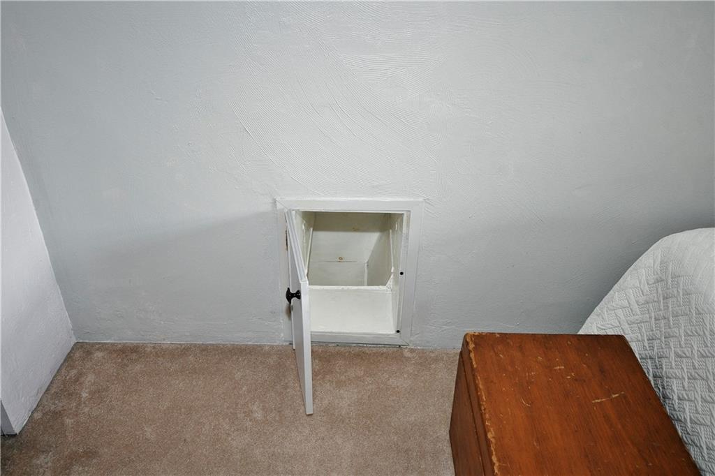 4374 Homestead Duquesne Road Homestead, PA 15120 - Photo 22 of 37