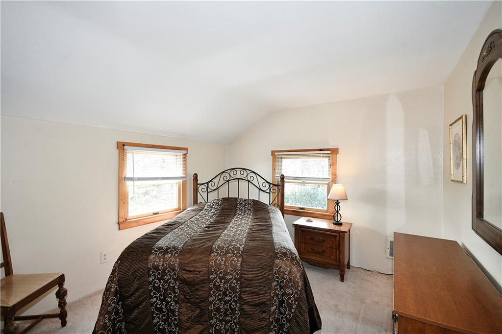 4374 Homestead Duquesne Road Homestead, PA 15120 - Photo 23 of 37