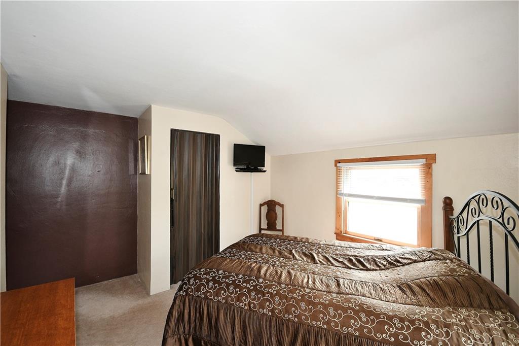 4374 Homestead Duquesne Road Homestead, PA 15120 - Photo 24 of 37