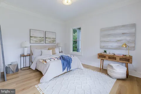 $2,500,000 | 6301 Phyllis Lane, Bethesda, MD 20817