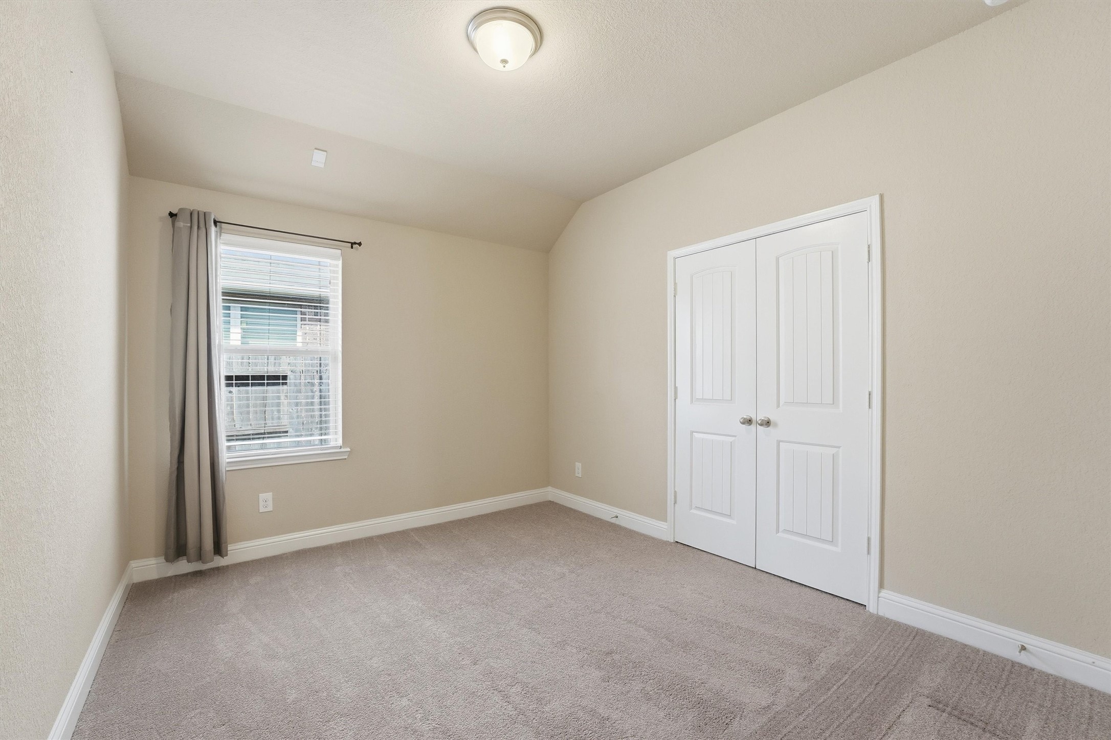 1911 Cedar Ridge Lane Pearland, TX 77089 - Photo 12 of 33 Bedroom 2.