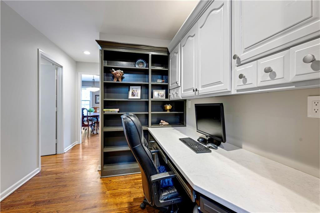 7900 Sagamore Road Leawood, KS 66206 - Photo 23 of 42 Gallery Image 23
