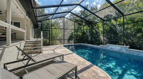 $1,600,000 | 5231 Siesta Cove Drive, Sarasota, FL 34242