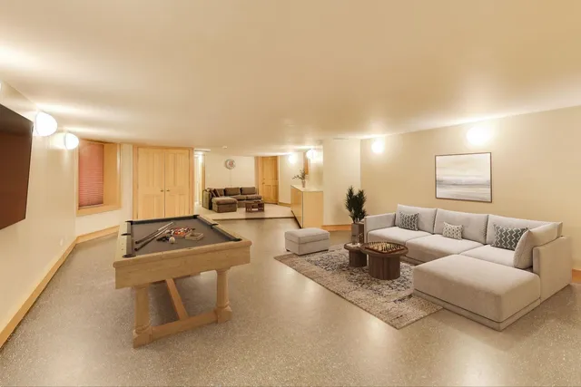 $3,658,000 | 907-909 West Webster Avenue, Chicago, IL 60614