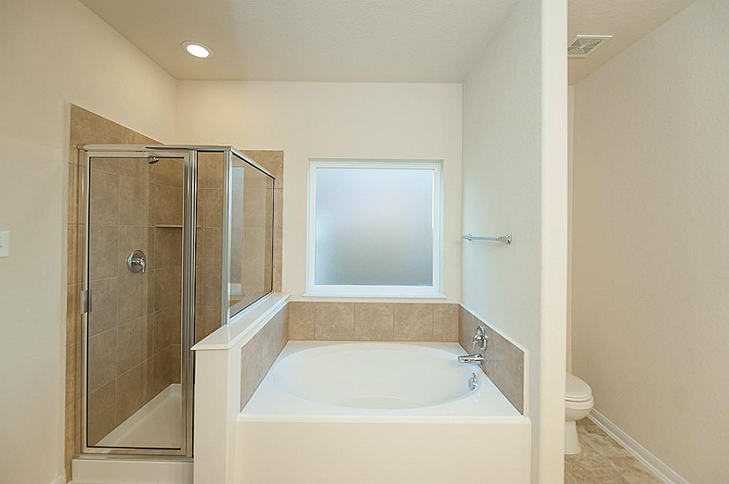 18519 Each Elm Way Houston, TX 77084 - Photo 12 of 23 Master bathroom