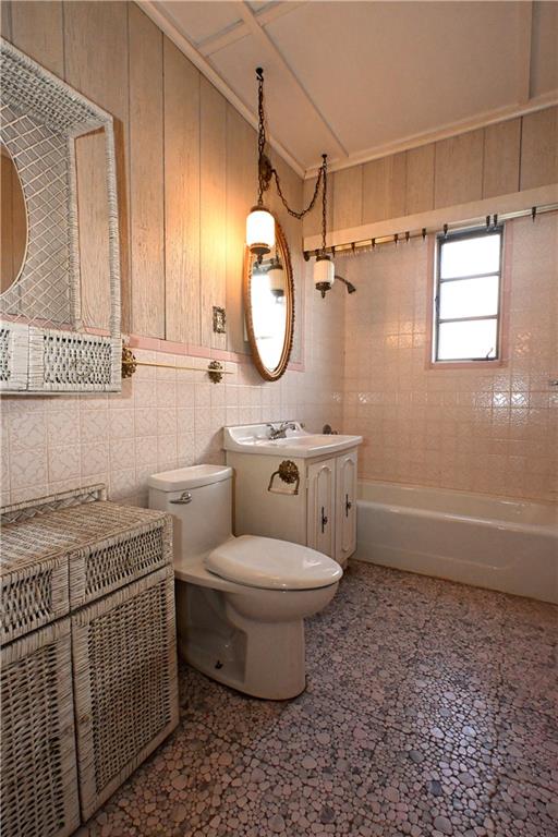 122 Taylor Run Road Monongahela, PA 15063 - Photo 13 of 31 a bathroom with a sink toilet and shower