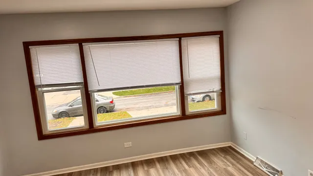 $2,200 | 5517 West Windsor Avenue, Unit 1, Chicago, IL 60630