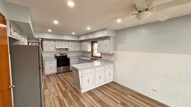 $2,200 | 5517 West Windsor Avenue, Unit 1, Chicago, IL 60630