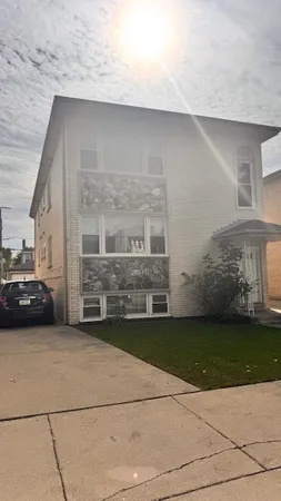 $2,200 | 5517 West Windsor Avenue, Unit 1, Chicago, IL 60630