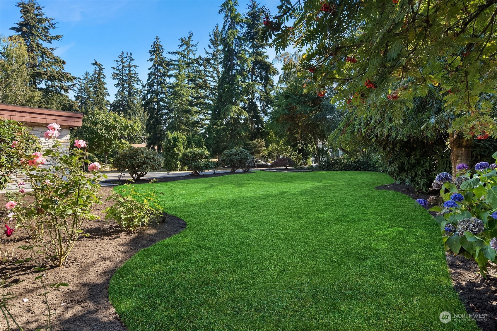5631 153rd Place Southwest Edmonds, WA 98026 - Photo 4 of 32 Gallery Image 4