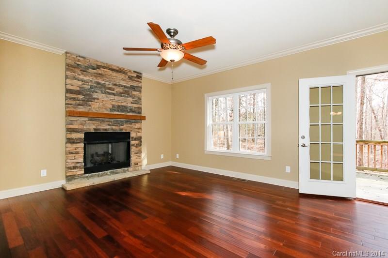 4109 Spring Street Matthews, NC 28105 - Photo 6 of 20 Gallery Image 6