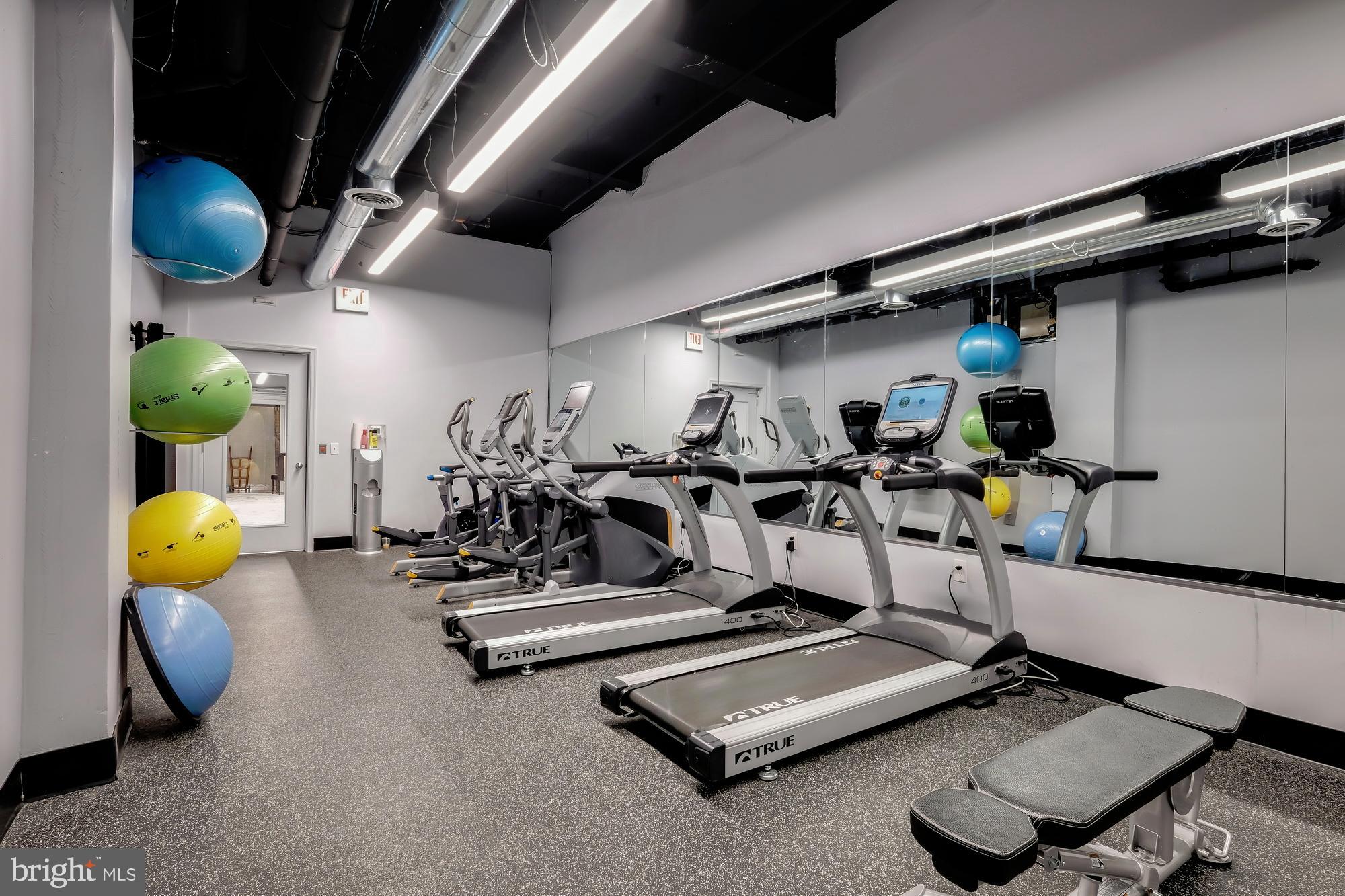 204 South 17th Street, Unit 5H Philadelphia, PA 19103 - Photo 5 of 15 a view of gym