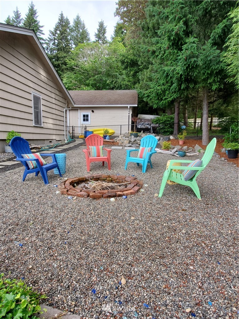 13739 Banner Road Southeast Olalla, WA 98359 - Photo 12 of 40 Gallery Image 12