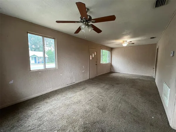 $1,500 | 25042 West U.S. Highway 27, High Springs, FL 32643