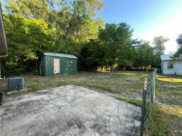 $1,500 | 25042 West U.S. Highway 27, High Springs, FL 32643