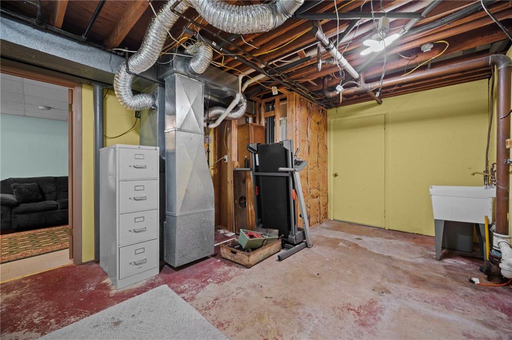 1213 Corrin Avenue Monongahela, PA 15063 - Photo 29 of 41 a view of a room with gym equipment