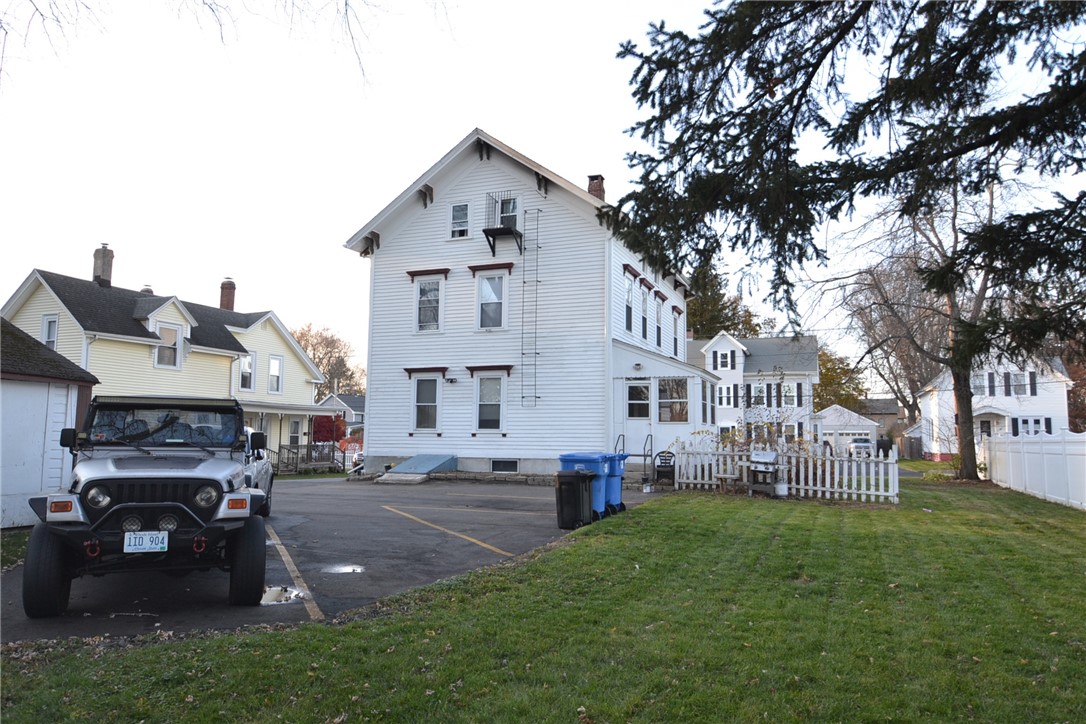 24 Arnold Street Lincoln, RI 02865 - Photo 8 of 25