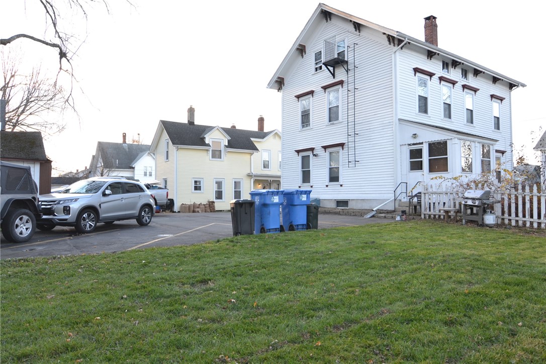 24 Arnold Street Lincoln, RI 02865 - Photo 9 of 25