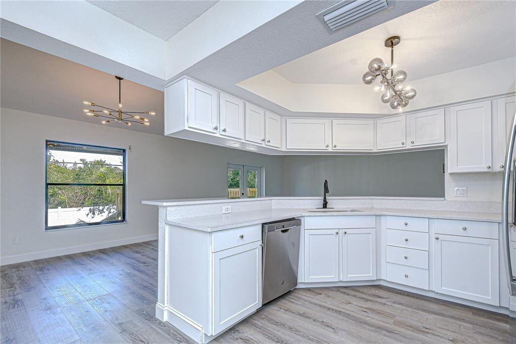 9731 62nd Avenue North St. Petersburg, FL 33708 - Photo 25 of 61