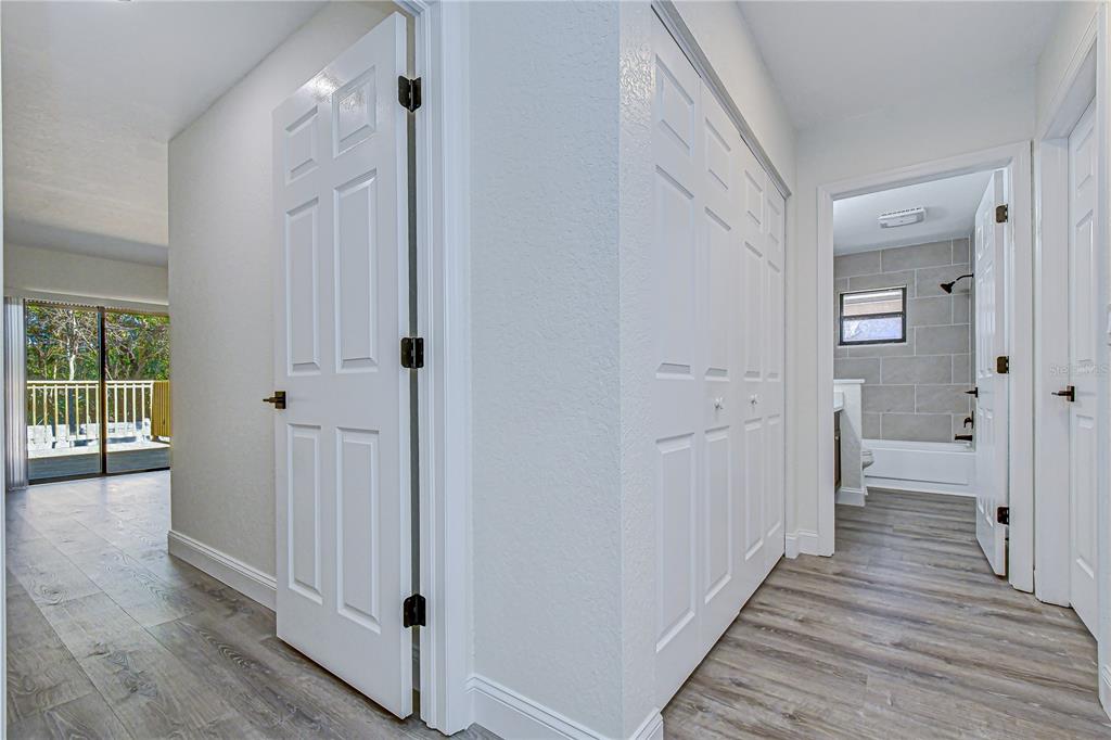 9731 62nd Avenue North St. Petersburg, FL 33708 - Photo 32 of 61