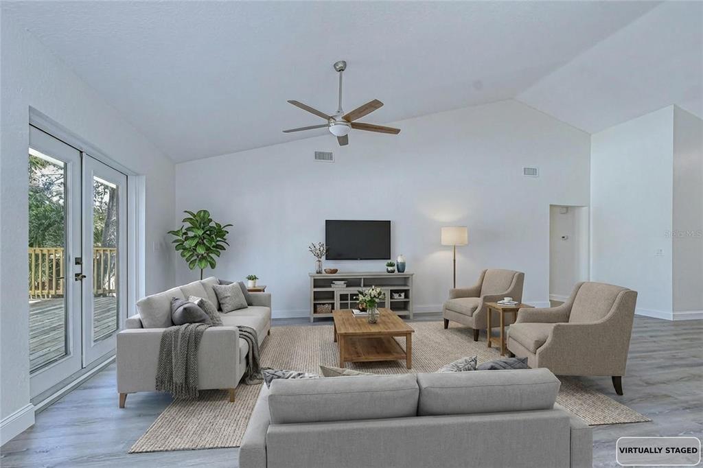 9731 62nd Avenue North St. Petersburg, FL 33708 - Photo 8 of 61