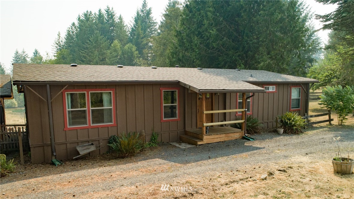 434 Dluhosh Road Onalaska, WA 98570 - Photo 2 of 25 Gallery Image 2