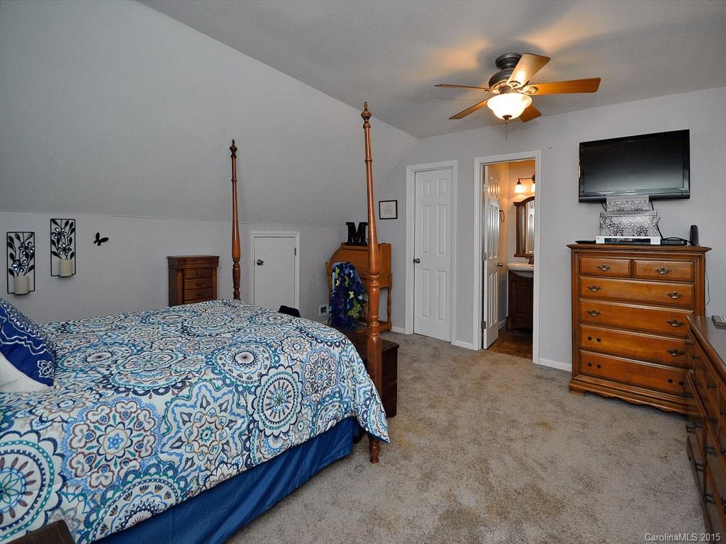 339 Emmas Grove Road Fletcher, NC 28732 - Photo 18 of 19 Gallery Image 18