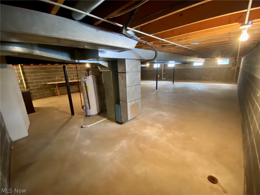 986 Brainard Road Cleveland, OH 44143 - Photo 28 of 33 Gallery Image 28