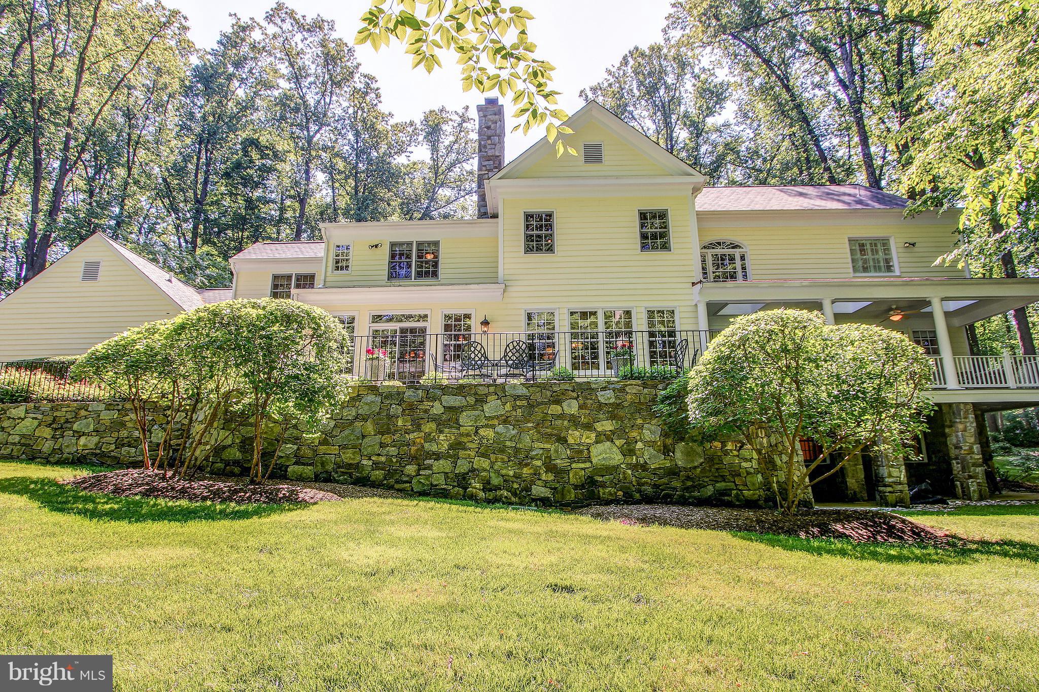 11217 River View Drive Potomac, MD 20854 - Photo 35 of 40 Exterior (Rear)