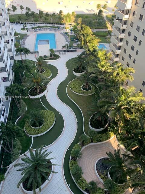 100 Lincoln Road, Unit 1219 Miami Beach, FL 33139 - Photo 11 of 26