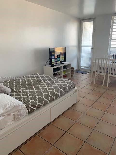100 Lincoln Road, Unit 1219 Miami Beach, FL 33139 - Photo 3 of 26