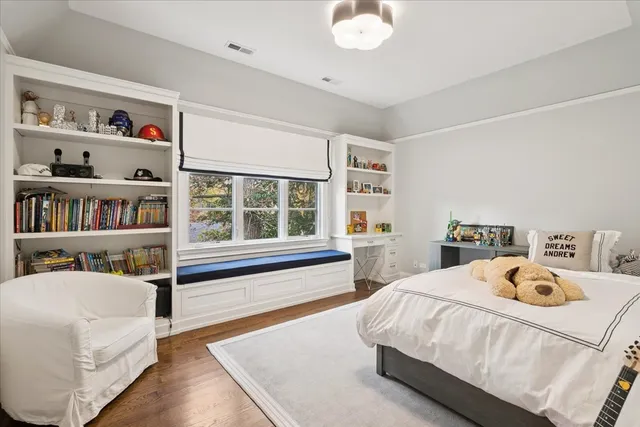 $2,995,000 | 349 East Blodgett Avenue, Lake Bluff, IL 60044