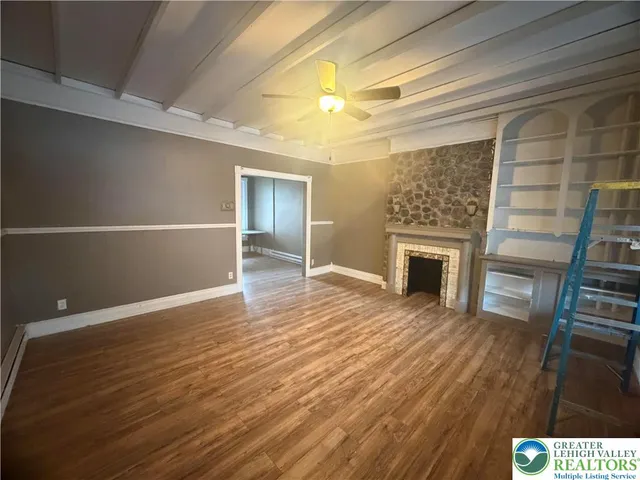 $2,200 | 520 Allen Street, Allentown, PA 18102