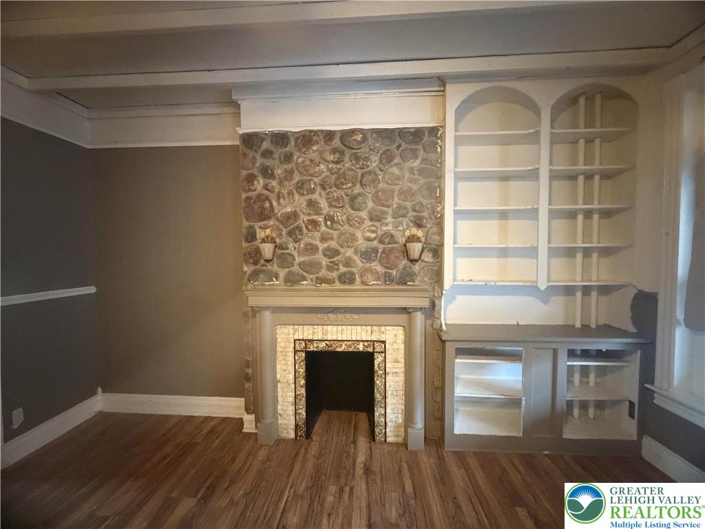 520 Allen Street Allentown, PA 18102 - Photo 4 of 20