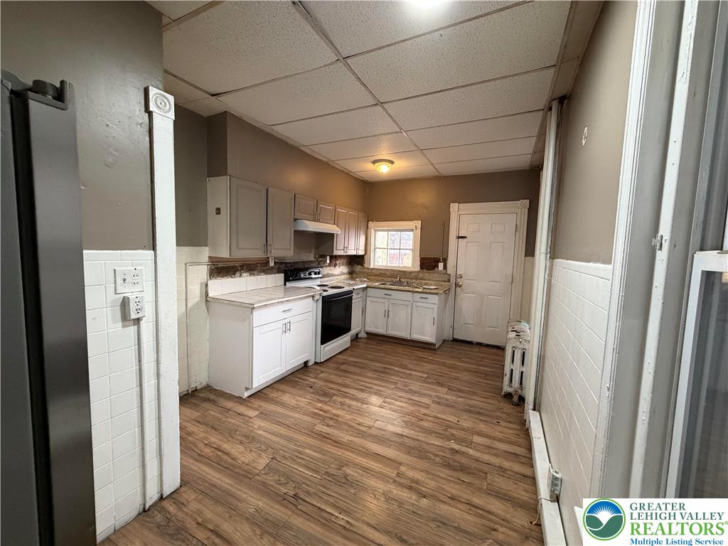 520 Allen Street Allentown, PA 18102 - Photo 8 of 20