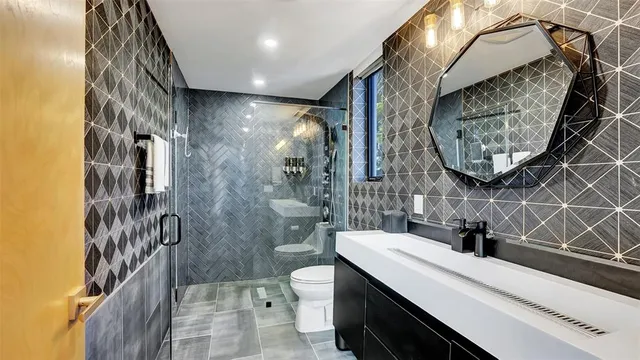 $5,700,000 | 609 Poinciana Drive, Fort Lauderdale, FL 33301